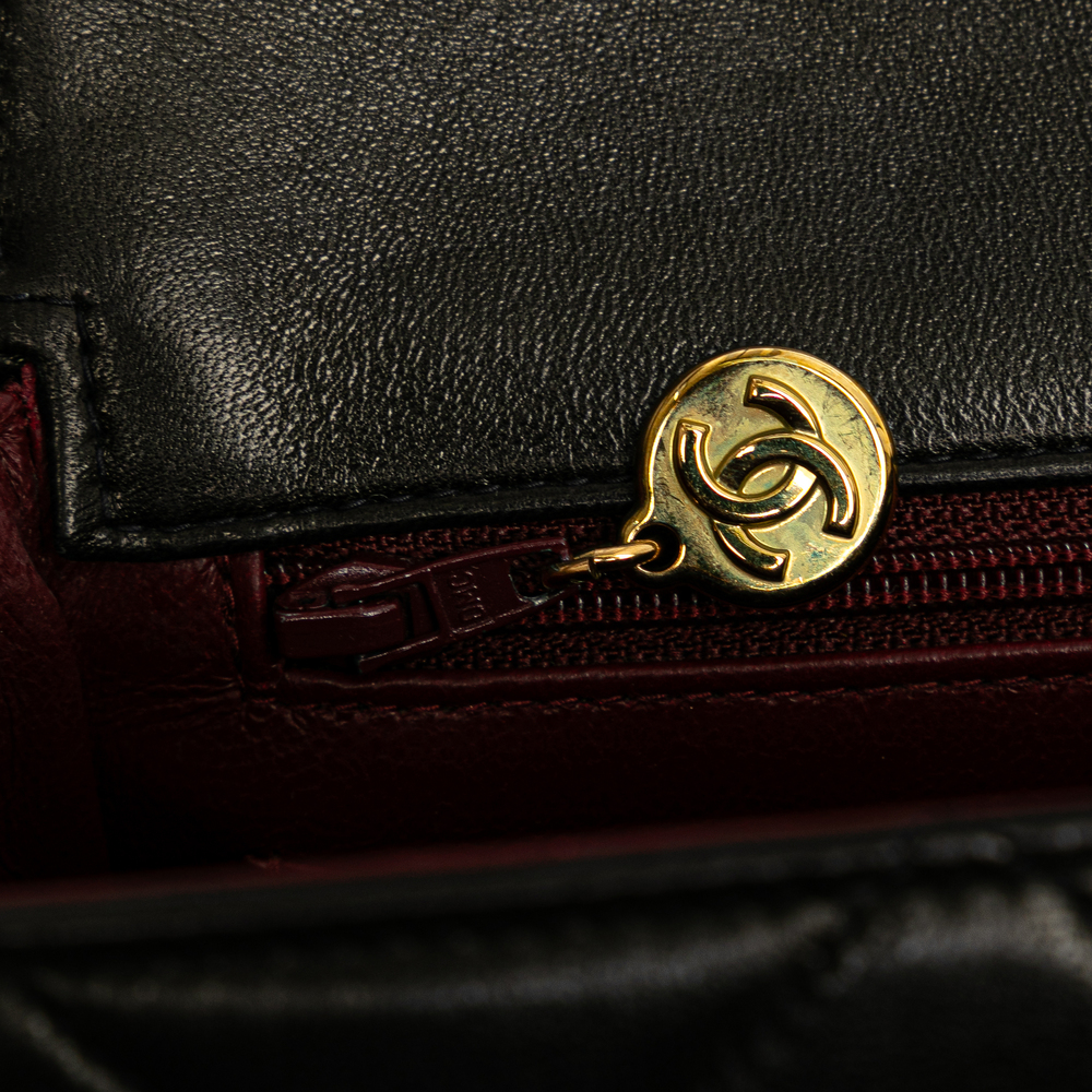 Pre-Loved Chanel CC Quilted Lambskin Flap - Picture 9 of 12
